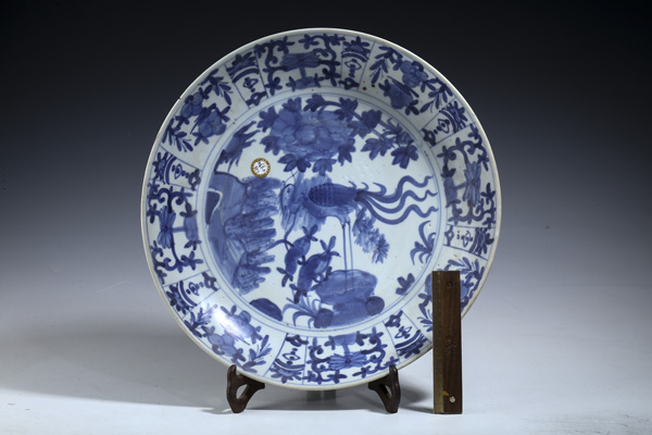 古玩陶瓷明晚·青花鳳凰牡丹紋大盤拍賣，當(dāng)前價(jià)格3000元