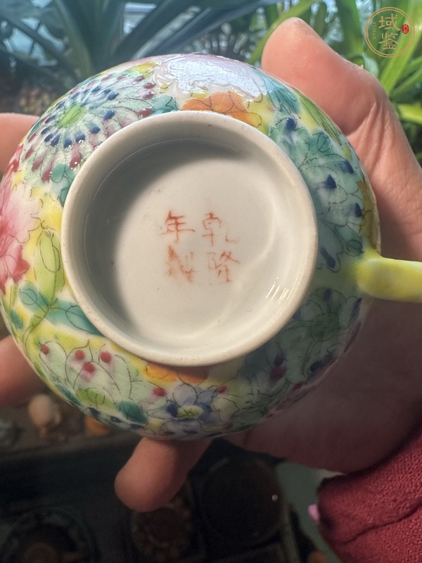 古玩陶瓷粉彩百花不露地把杯真品鑒賞圖