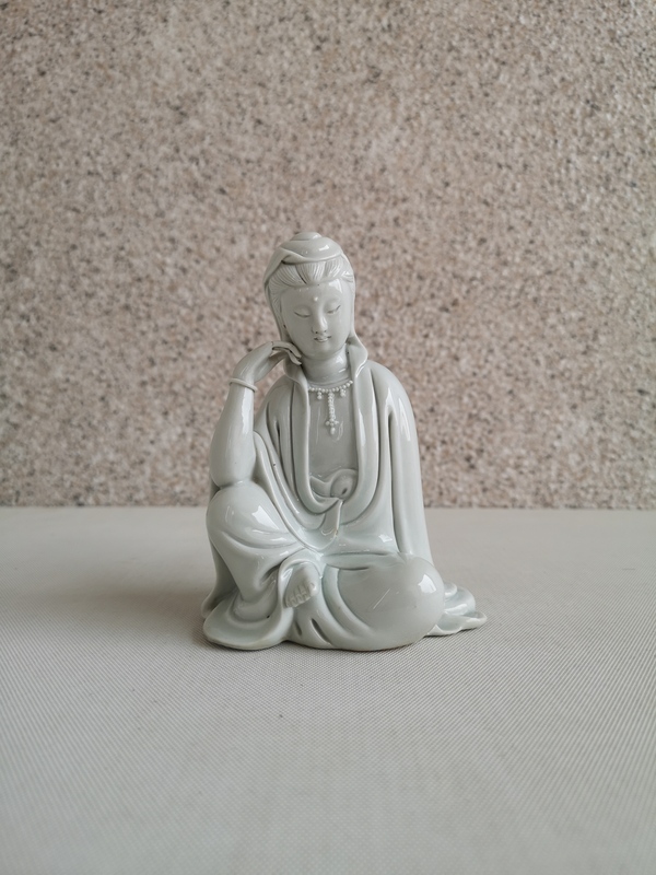 古玩陶瓷德化白瓷觀音菩薩造像拍賣,當(dāng)前價(jià)格456元