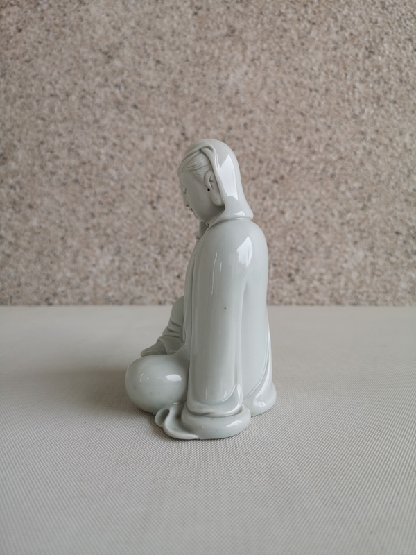 古玩陶瓷德化白瓷觀音菩薩造像拍賣,當(dāng)前價(jià)格456元