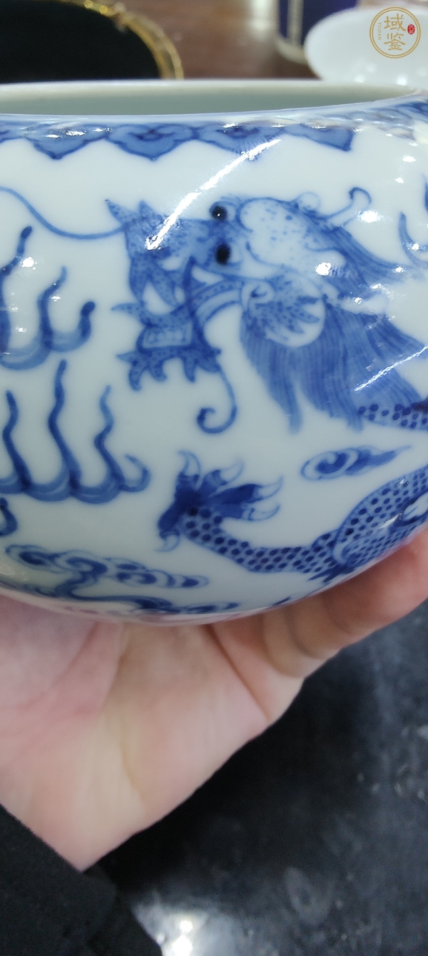 古玩陶瓷龍鳳紋青花洗真品鑒賞圖