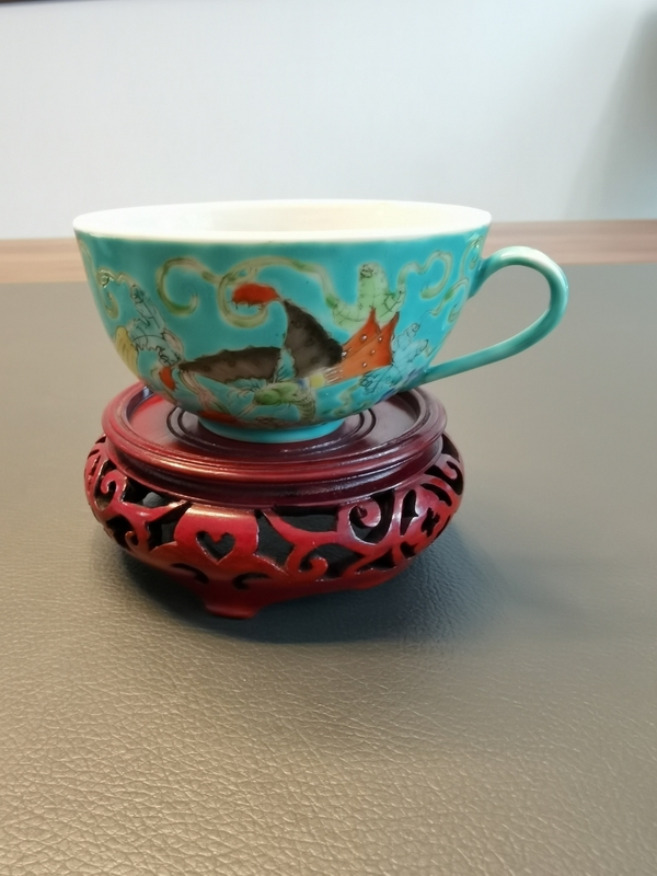 古玩陶瓷大清光緒年製官窯款粉彩瓜瓞綿綿紋茶杯拍賣,當前價格880元
