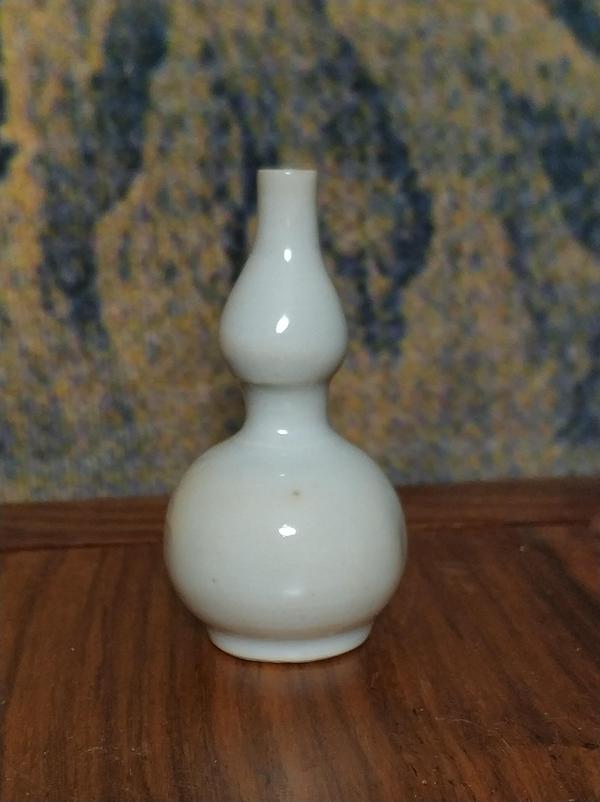 古玩陶瓷青早期白釉葫蘆瓶拍賣,當前價格1800元