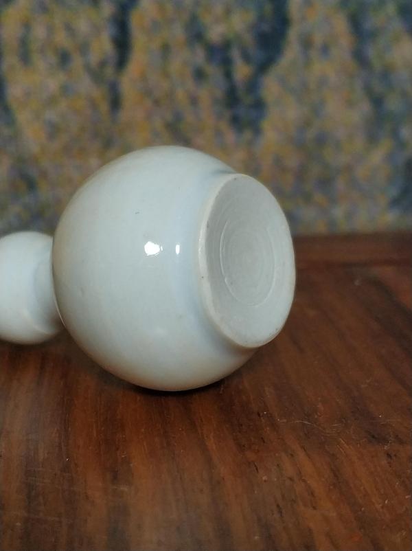 古玩陶瓷青早期白釉葫蘆瓶拍賣,當前價格1800元