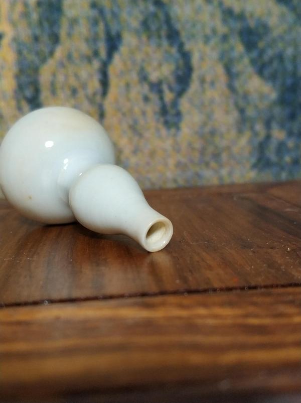 古玩陶瓷青早期白釉葫蘆瓶拍賣,當前價格1800元