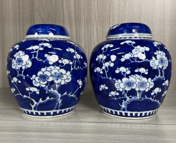 古玩陶瓷清咸豐 青花冰梅紋蓋罐一對拍賣,當前價格5000元