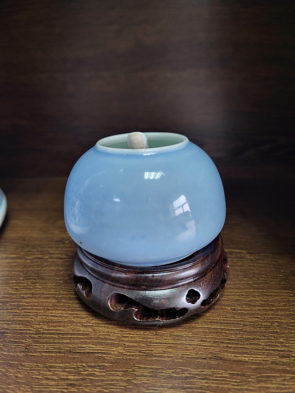 古玩陶瓷天藍釉水盂拍賣,當前價格6800元