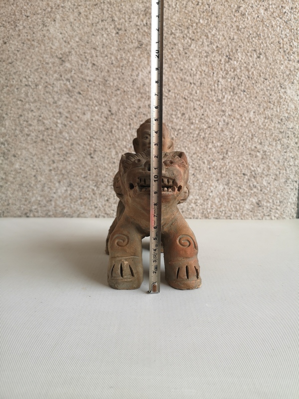 古玩陶瓷陶胎騎獅神像拍賣,當前價格580元