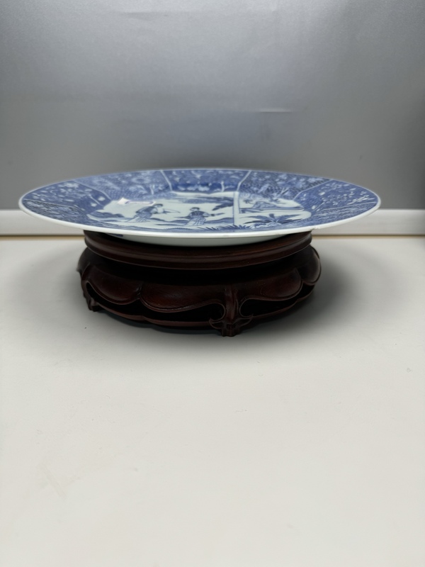 古玩陶瓷康熙·青花西廂記紋折沿盤拍賣,當前價格5500元