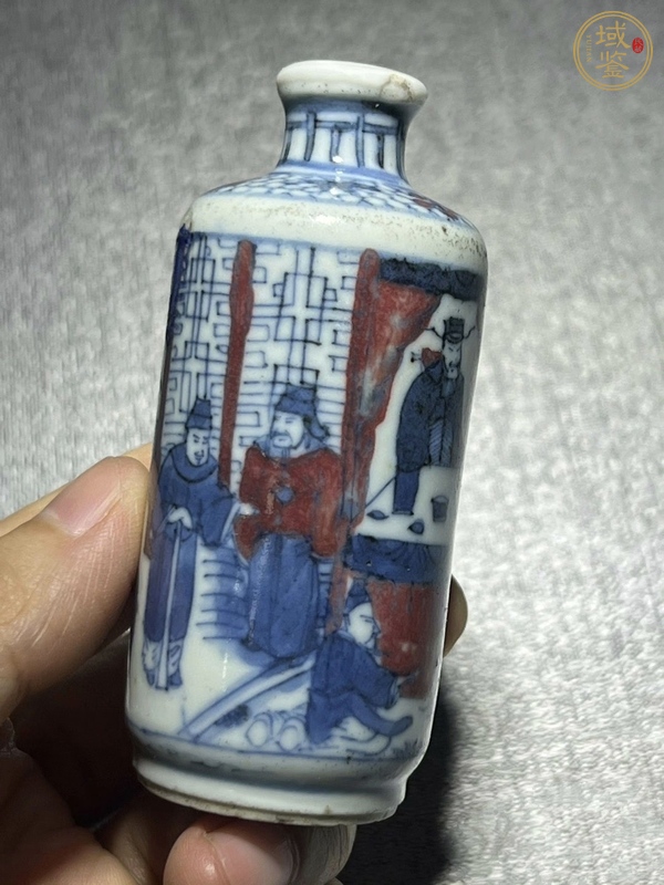 古玩陶瓷鼻煙壺真品鑒賞圖