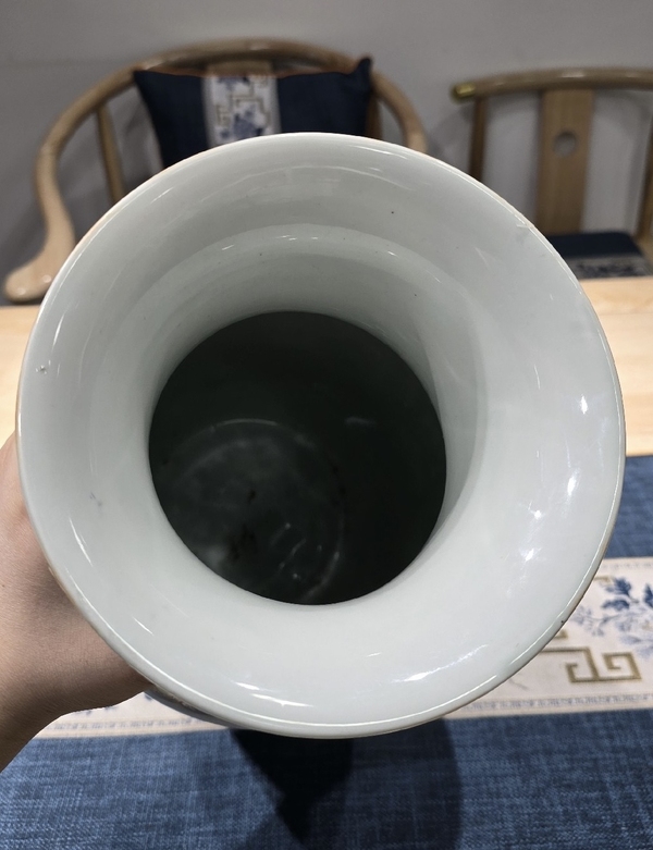 古玩陶瓷粉彩官上加官紋撇口瓶拍賣,當(dāng)前價(jià)格2500元