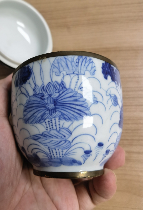 古玩陶瓷荷塘清趣圖青花蓋缸拍賣，當(dāng)前價(jià)格1580元