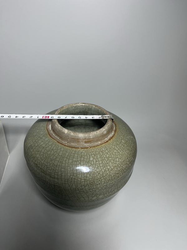 古玩陶瓷龍泉青瓷歌釉罐拍賣,當(dāng)前價(jià)格599元