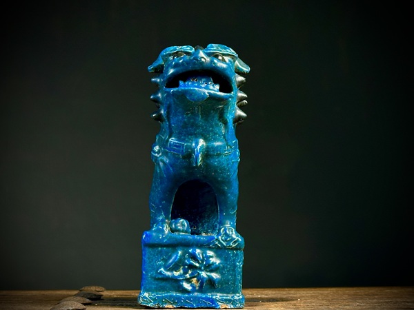 古玩陶瓷孔雀藍獅子擺件拍賣,當前價格3500元