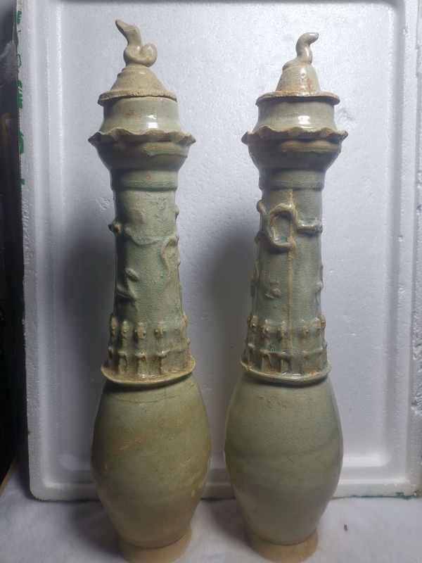 古玩陶瓷青白釉貼塑人物龍紋長頸瓶拍賣,當(dāng)前價(jià)格999元