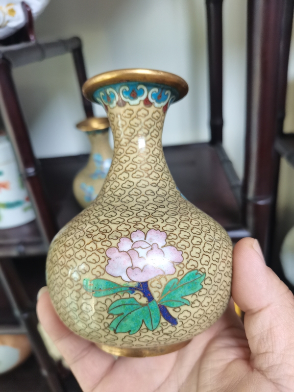 古玩雜項瓶拍賣，當(dāng)前價格900元