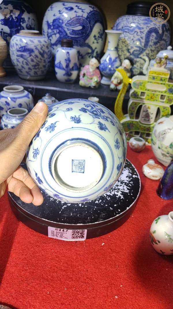 古玩陶瓷成化青花碗真品鑒賞圖