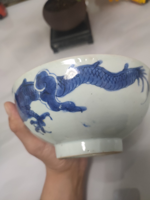 古玩陶瓷青花過墻龍紋碗拍賣，當(dāng)前價格12000元