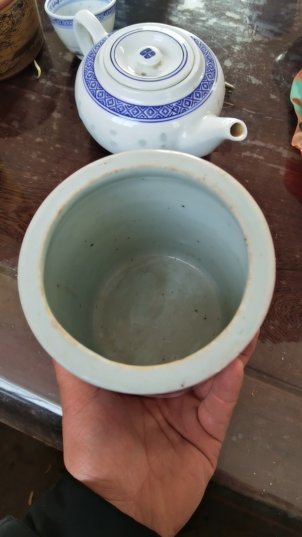古玩陶瓷青花山水人物紋筆筒拍賣,當前價格3600元