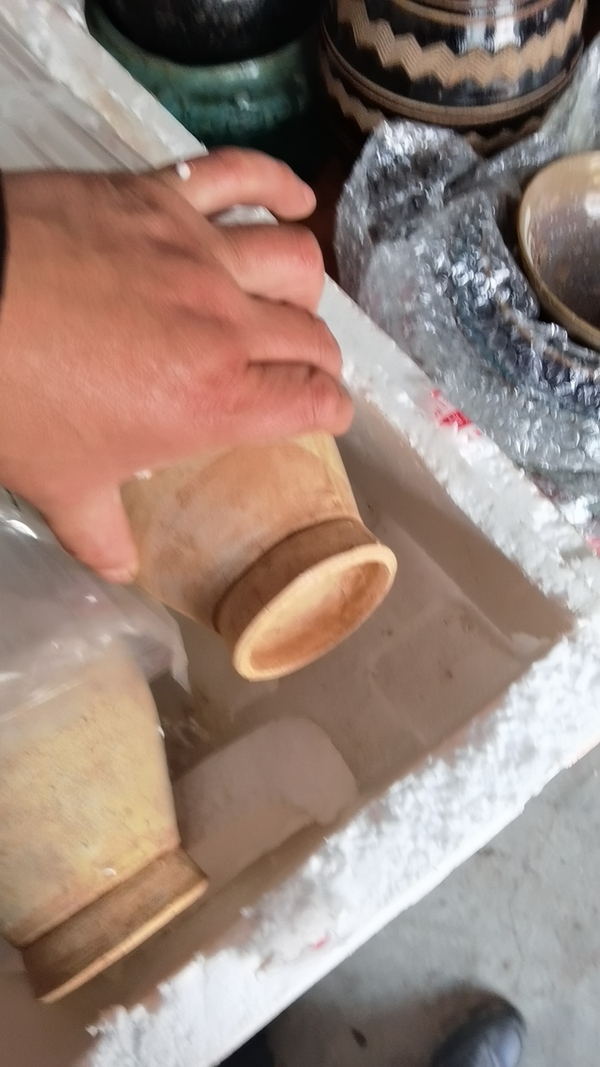 古玩陶瓷青白釉貼塑人物龍紋長頸瓶拍賣,當(dāng)前價(jià)格999元