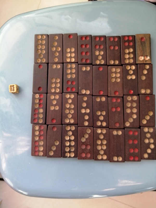 古玩雜項晚清烏木牌九拍賣,當前價格1666元
