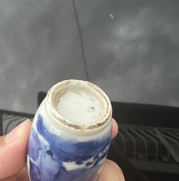 古玩陶瓷青花人物故事紋鼻煙壺拍賣,當前價格2800元