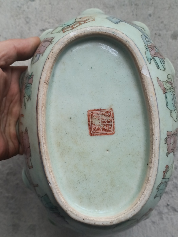 古玩陶瓷清代人物粉彩貢碗拍賣,當(dāng)前價(jià)格999元