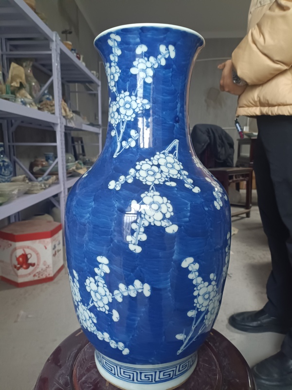 古玩陶瓷清代冰梅瓶拍賣,當前價格1999元
