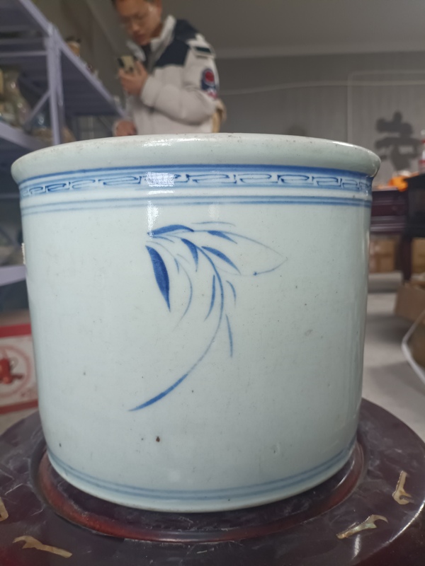 古玩陶瓷青花人物故事三足直筒爐拍賣,當前價格6666元