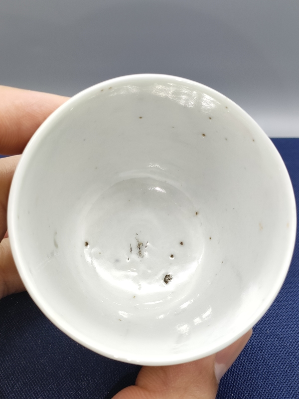 古玩陶瓷清同治,礬紅壽字仰鐘杯拍賣,當(dāng)前價(jià)格399元