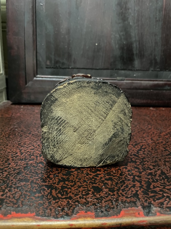 古玩雜項清代晚期的木雕像拍賣,當前價格4888元