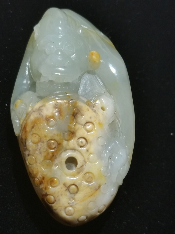 古玩玉器和田籽料玉雕“瑞獸”拍賣,當前價格389元
