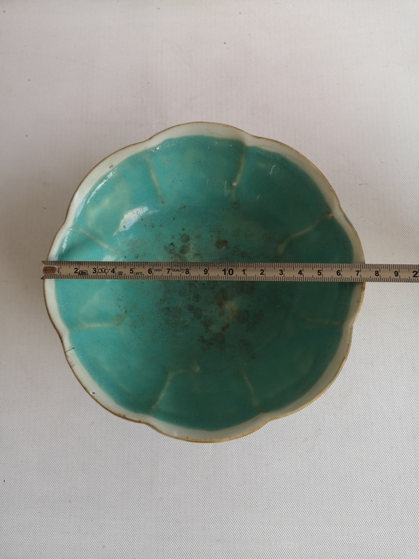 古玩陶瓷粉彩花卉紋花口供碗拍賣,當前價格850元