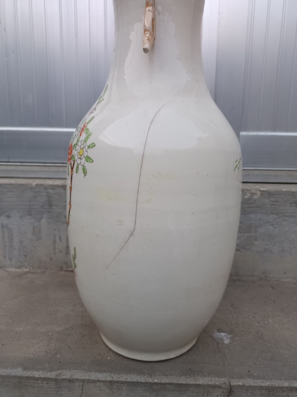 古玩陶瓷花鳥紋雙耳瓶拍賣,當前價格980元