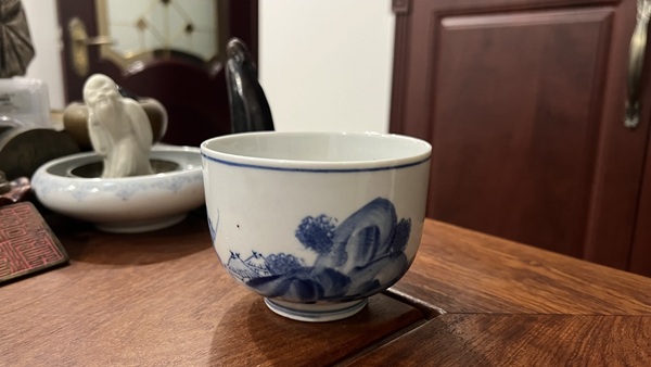 古玩陶瓷清代青花杯拍賣，當(dāng)前價(jià)格399元