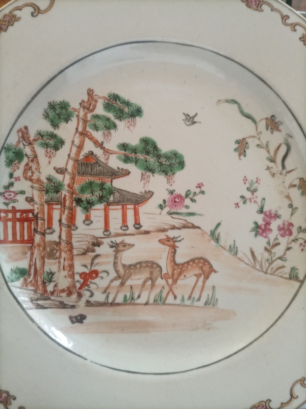 古玩陶瓷乾隆鹿紋粉彩盤拍賣,當前價格3200元