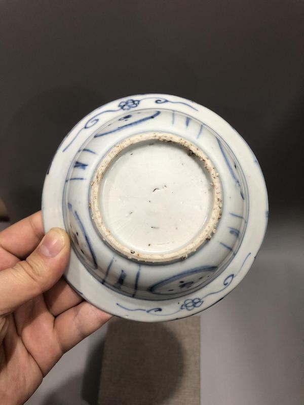 古玩陶瓷明萬歷,青花花鳥紋折沿洗拍賣,當前價格2600元