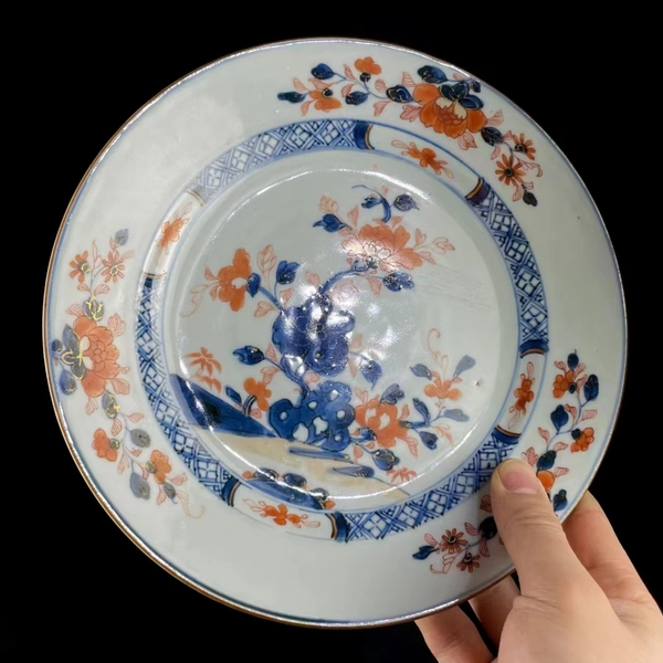 古玩陶瓷青花礬紅洞石花卉紋盤拍賣，當(dāng)前價(jià)格2680元