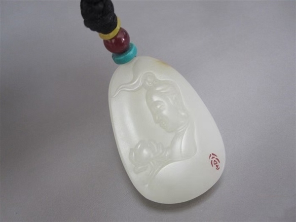古玩玉器新疆和田脂白玉雕“觀音牌”拍賣,當(dāng)前價格8988元