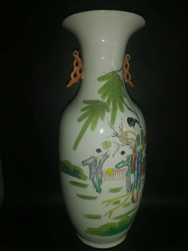 古玩陶瓷粉彩三娘教子圖撇口瓶拍賣,當(dāng)前價(jià)格6600元