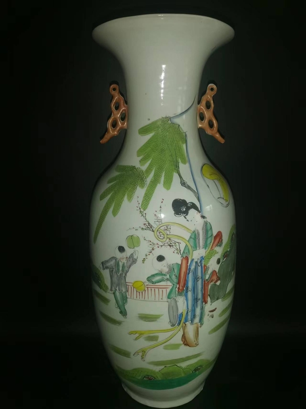 古玩陶瓷粉彩三娘教子圖撇口瓶拍賣,當(dāng)前價(jià)格6600元