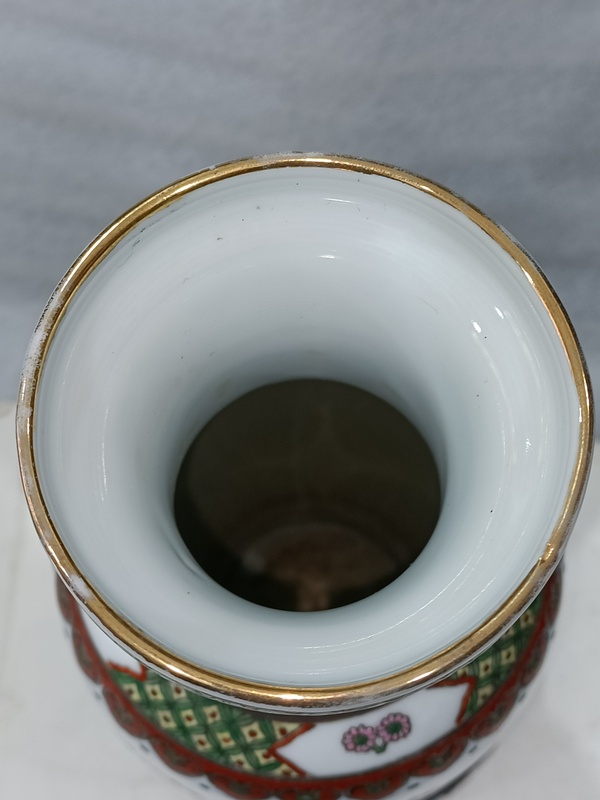 古玩陶瓷粉彩三多紋瓶拍賣,當前價格1168元