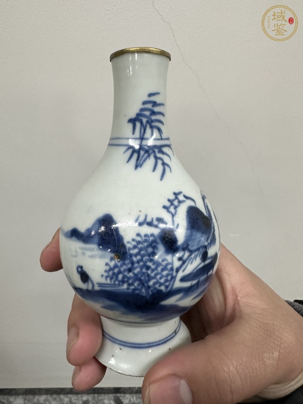 古玩陶瓷青花山水瓶真品鑒賞圖