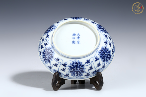 古玩陶瓷清光緒·青花纏枝蓮紋盤(官)
真品鑒賞圖