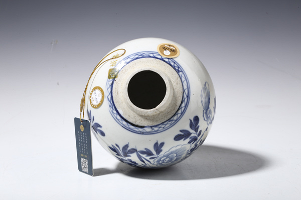 古玩陶瓷清中·青花花卉紋蓋罐拍賣，當前價格1725元