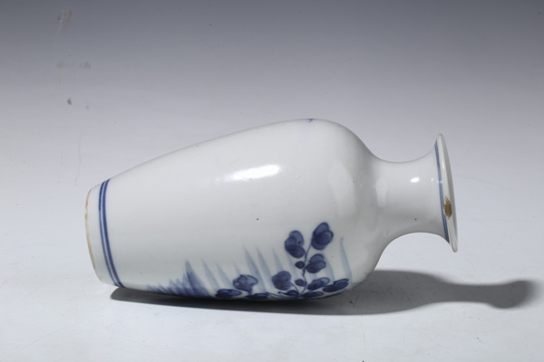 古玩陶瓷清中期·青花花卉紋瓶拍賣,當前價格708元