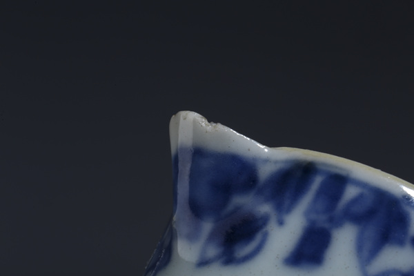 古玩陶瓷清康熙·青花花卉紋奶壺拍賣，當(dāng)前價格1785元