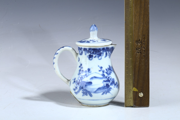 古玩陶瓷清康熙·青花花卉紋奶壺拍賣，當(dāng)前價格1785元