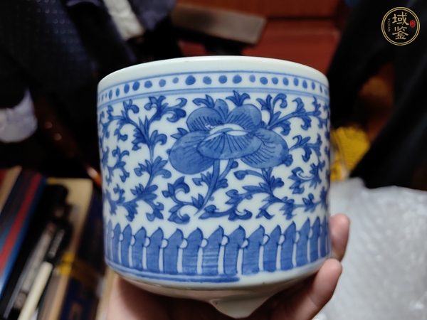 古玩陶瓷青花纏枝三足筒爐 真品鑒賞圖