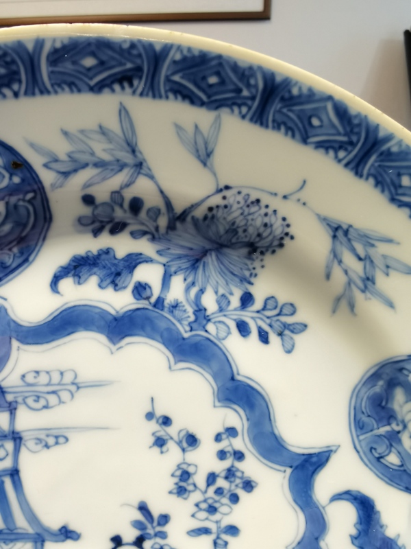 古玩陶瓷康熙翠毛藍(lán)青花童子折桂圖折沿盤(pán)拍賣(mài),當(dāng)前價(jià)格3000元